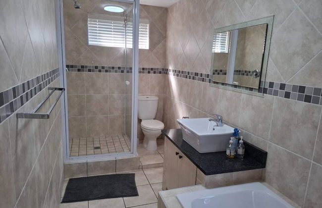 Oosiesrus - Charming Langebaan Villa With Garden View - Foto 42