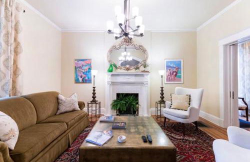 Huge Historic Home- Poker Room, 6BR 5BA, Walkable - Foto 2