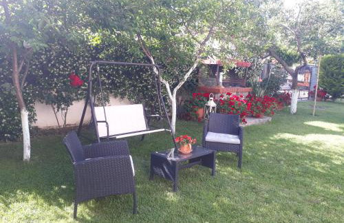 Elena Rooms-Apartments - Photo 13