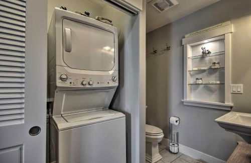 Travelers Retreat Studio with Patio and Yard! - Foto 20