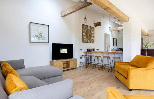 Hastings Retreat Rural barn conversions with Private Lake - Foto 1