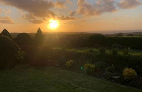 Beautiful family home, sea views, large garden - Foto 44