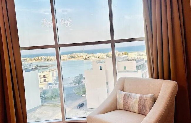 Saxophone Suites - Photo 21