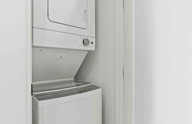 Bonaventure Furnished Apartments - Photo 53