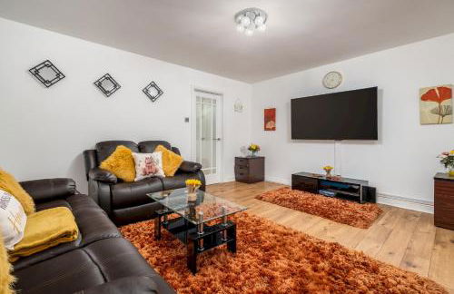 Family Friendly, Cosy 3 bed Home - Pass the Keys - Foto 1