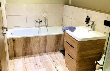 BESOTEL Mettmann- 20 Wohnungen 2 Standorte 35 Schlafzimmer 29 Badezimmer 52 Betten für 73 Gäste - Foto 144