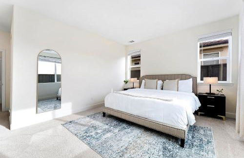 Stylish Sleek 4BR Nevada Home Near Downtown Reno - Foto 15