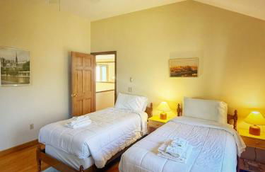 Overlook Poolside Getaway With Seasonal Pool - Foto 33