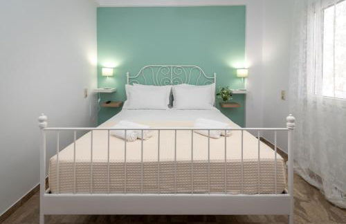 Casa EleMar Villa with Private Yard - Photo 5