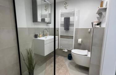 Moderne Ferienwohnung mit guter Ausstattung und Self checkin - Foto 1