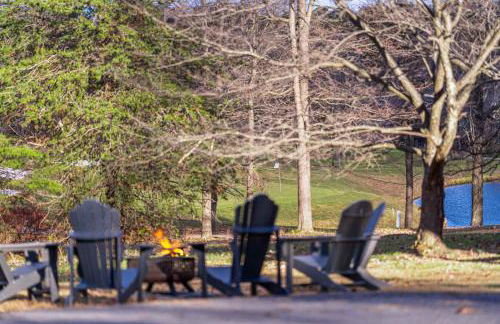 King Beds with Hot Tub Arcade & Golf Course View - Foto 40