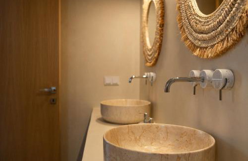 Exclusive Luxury Moca beachfront villa, Molos, Paros - Photo 35