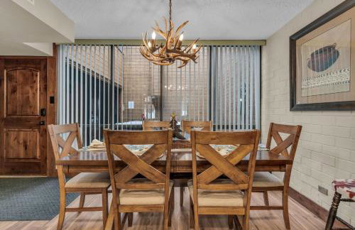 Park Ave Condo Pool Access Near Skiing - Photo 10