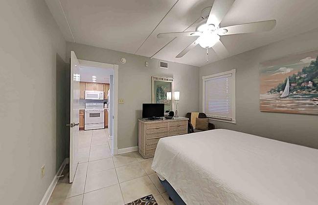 Ocean Breeze West by Southern Vacation Rentals - Foto 25
