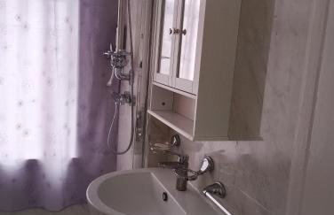 4 bedroom Home Family or Work Stay London - Photo 30