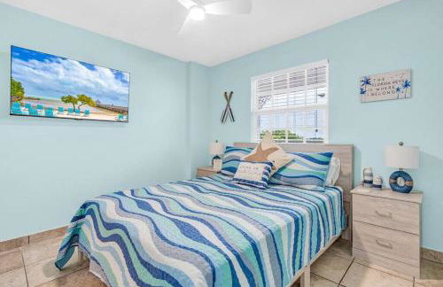 Bright 2BR Condo with Breathtaking Ocean View - Foto 12