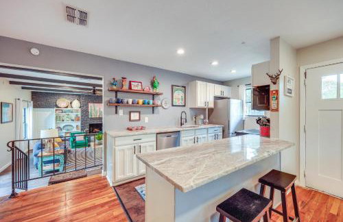 < 1 Mi to Dtwn: Home w/ Fenced Yard in Boerne! - Foto 2