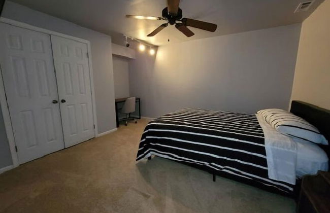 Hetten Manor - Photo 1