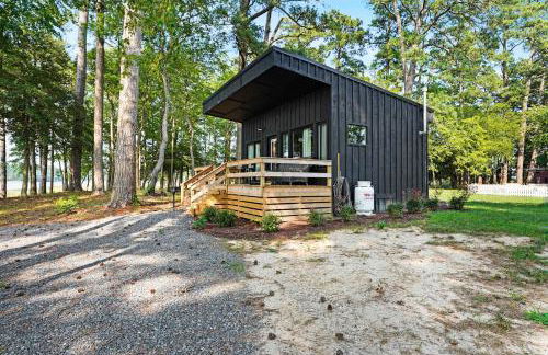 Waterfront 1BR on Working Farm with Deck and View - Foto 24