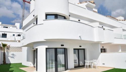 PANORAMISCH modern vakantiehuis in Finestrat bij Benidorm met 3 slaapkamers, gelegen op de 1ste lijn met privézwembad en omheinde privétuin, zicht op zee, de bergen met 'Kilómetro Vertical del Puig Campana' en op de skyline van Benidorm City en Finestrat - Foto 4