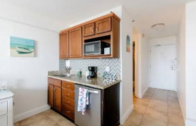 613 3 Beds Luxury Beachfront Studio Ideal 4 Long Stays - Foto 7