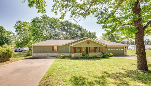 Yard, Deck and Fire Pit Cedar Creek Reservoir Gem - Foto 2
