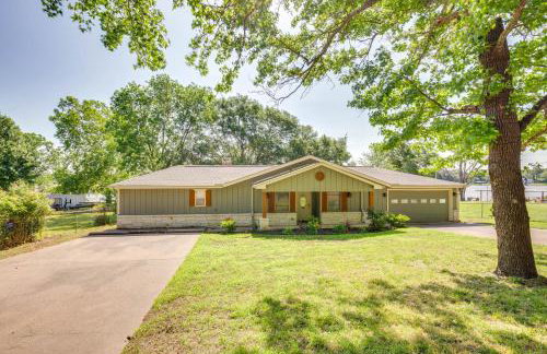 Yard, Deck and Fire Pit Cedar Creek Reservoir Gem - Foto 2