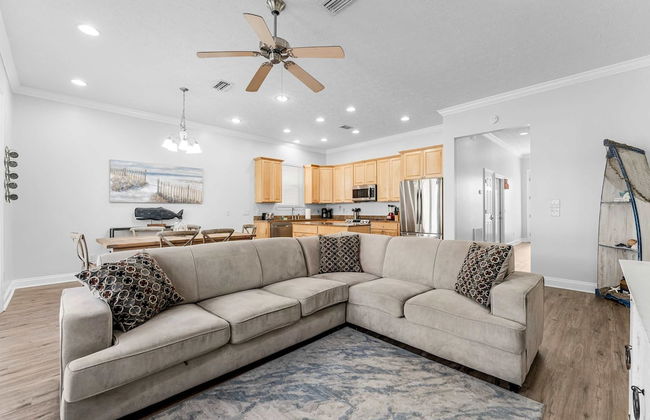 Palm Breeze Retreat Sleeps 10! - Foto 12