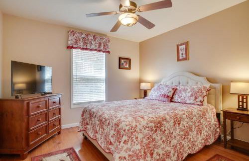 Enchanted Forest Cottage with Hot Tub! - Foto 9