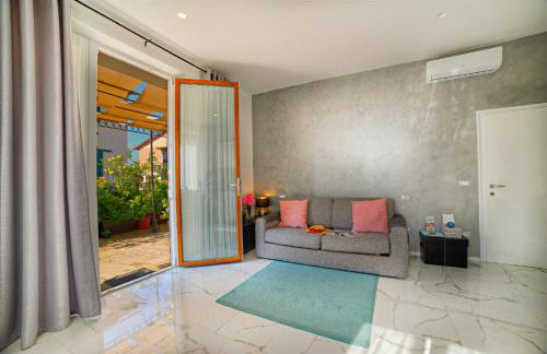 Stylish Apartment near Siena I Private Parking & Air Con & WiFi - Photo 6