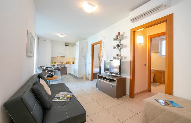 Vista di Maccagno Fantastico Pool - Foto 7