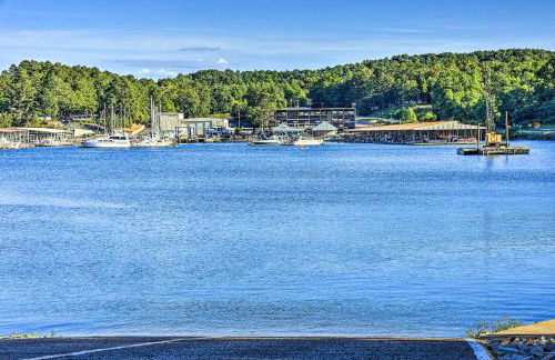 Luxurious Waterfront Home on Pickwick Lake! - Foto 43