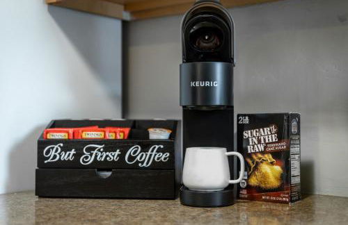 Little Italy Group Stay 4 TV's Pet Friendly - Foto 43