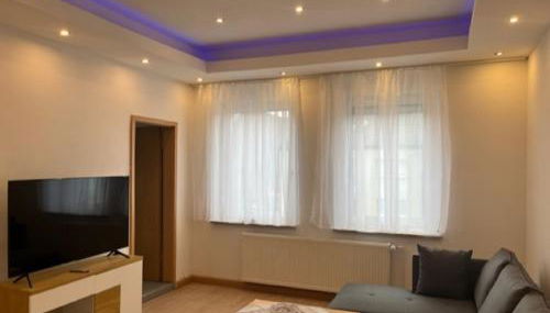 City Apartment - Photo 5