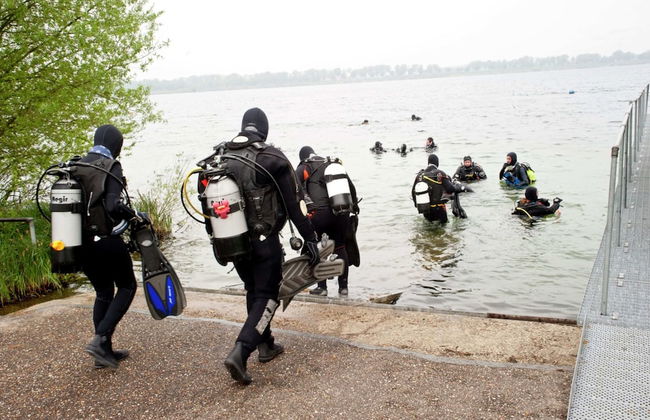 Stylish Villa by the Lake - Foto 27