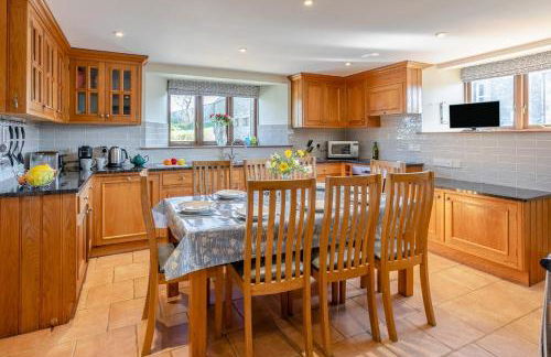 4 Bed in St. Endellion oc-t30725 - Foto 4