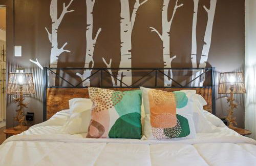 Luxurious Poconos Retreat - Hot Tub, Sauna, Games - Foto 19