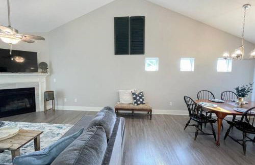 New Beautiful 3 Bedroom Condo in Bettendorf - Foto 35