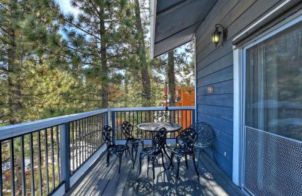 Mountain Palette by Avantstay Hot Tub, Game Room, Deck, Sweeping Views! - Photo 70