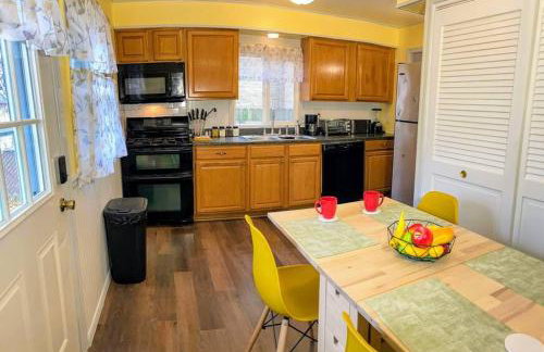 *King bed/3bds house Near Naval Base & 6Flags* - Foto 2