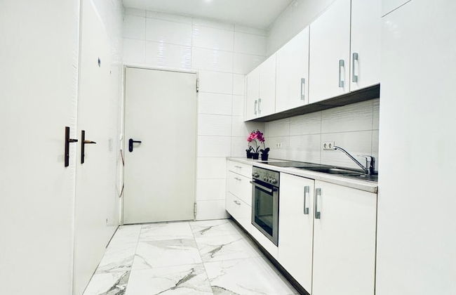 5BR Apartment Near Kaufpark Alterlaa - Foto 63