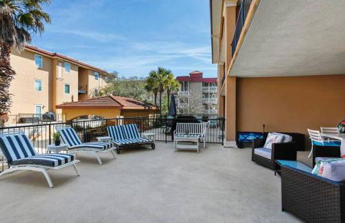 Unique 3BR, 1 of 5 Condos w/Huge Poolside Patio, Steps to Beach & Pier, Gated - Foto 68