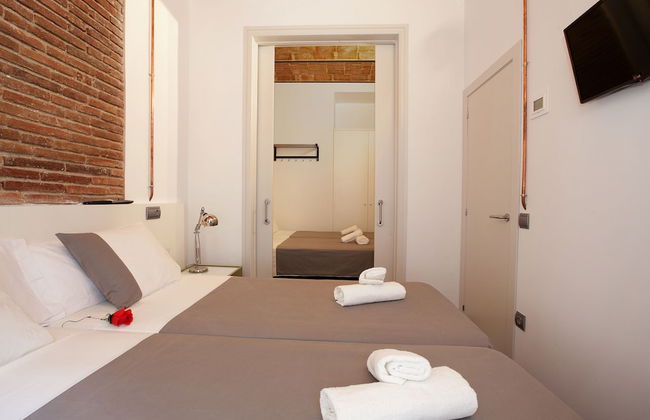 AB Paral·lel Spacious Apartments - Photo 17