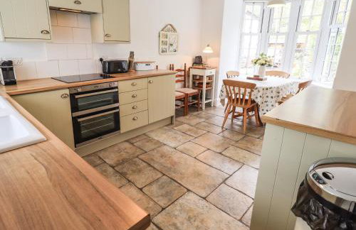 The Old Post House at Low Stott Park - Foto 10