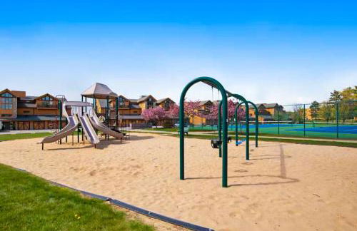 Sunset Condominiums: Golf View - Foto 7