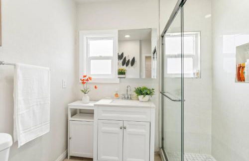 Prime location King Bed! Private house1 - Foto 13