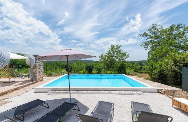 Holiday House with Pool Villa Ladybug - Photo 20