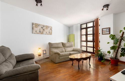 Centrico y parking gratuito Vut 142 as - Photo 5