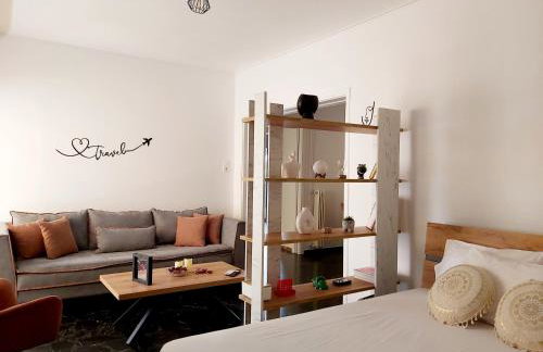 Love Travel Athens Apartments - Photo 21