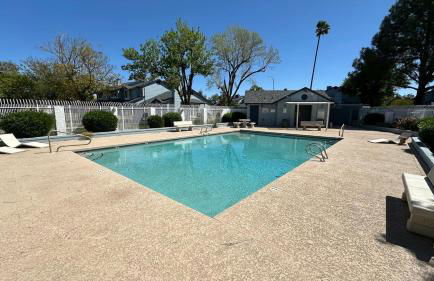 971 sf 2 Bedroom 2 Bath Townhouse 3 mi to Westgate - Foto 13